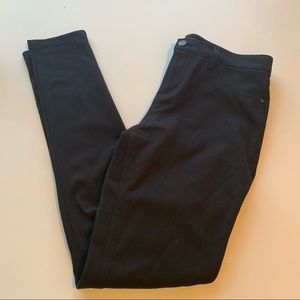 DKNY JEANS Black Skinny Jeggings Size 6